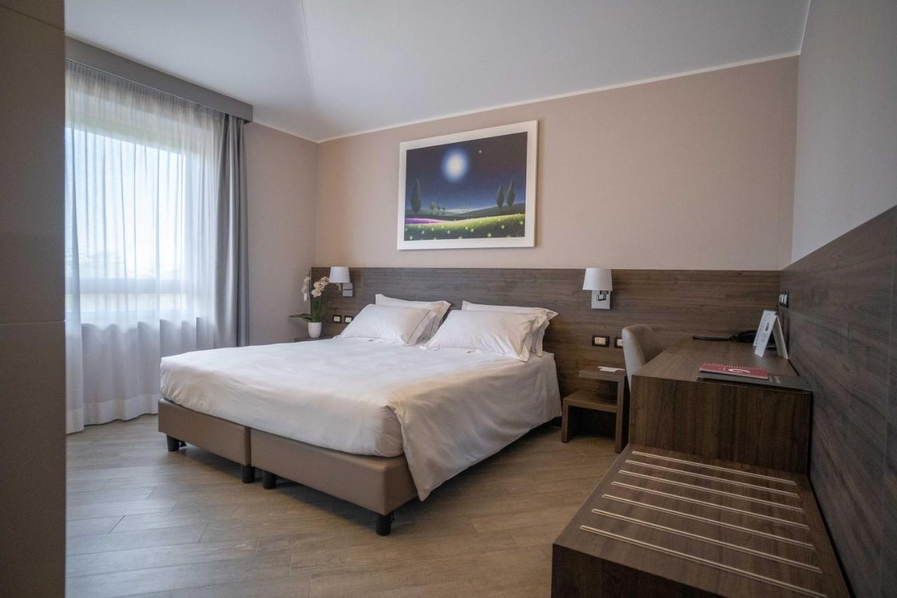 Hotel Guerro Castelvetro di Modena Εξωτερικό φωτογραφία